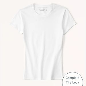 Abercrombie & Fitch Essential Tuckable Baby Tee